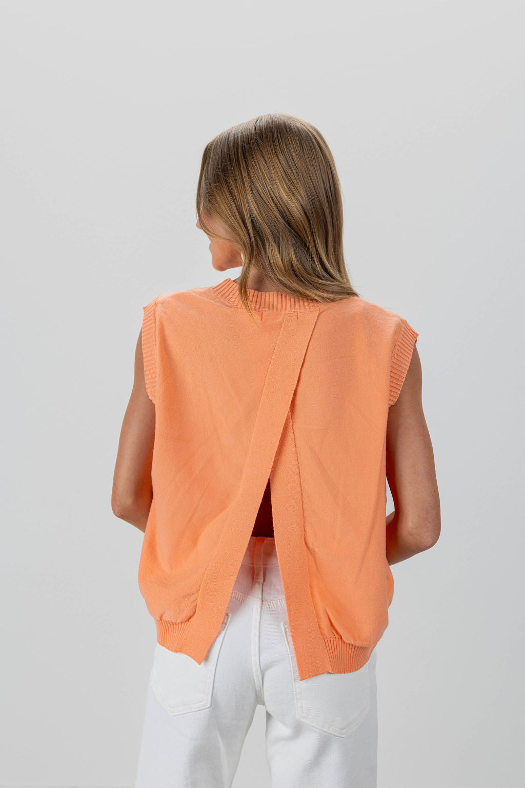 JUST PEACHY TOP