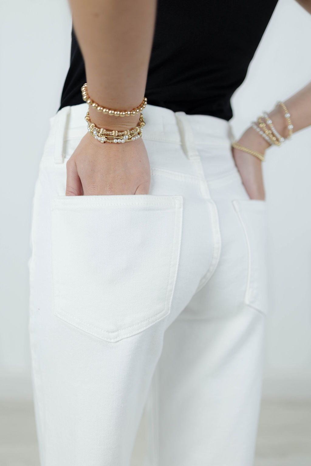 COVE JEANS
