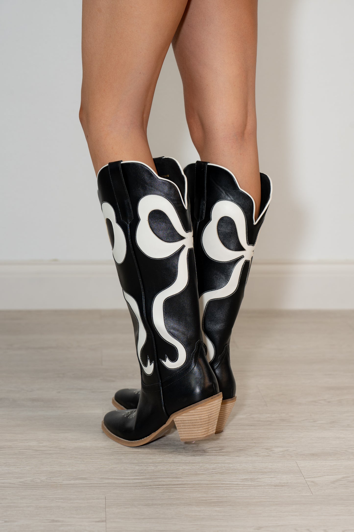 CI GLENDA BOW BOOT*