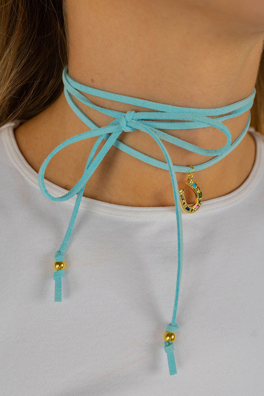 HORSESHOE WRAP NECKLACE