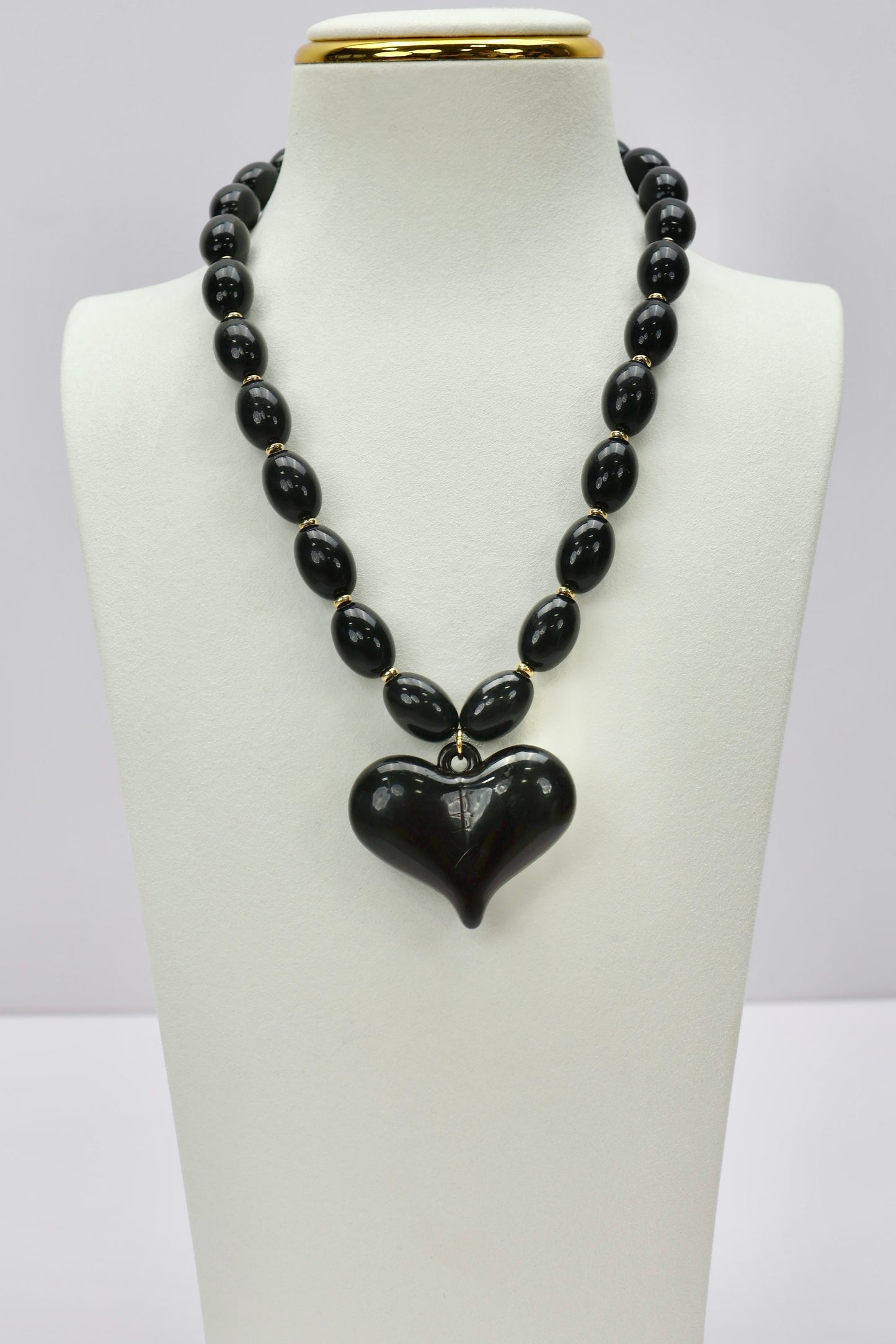 ROXIE NECKLACE