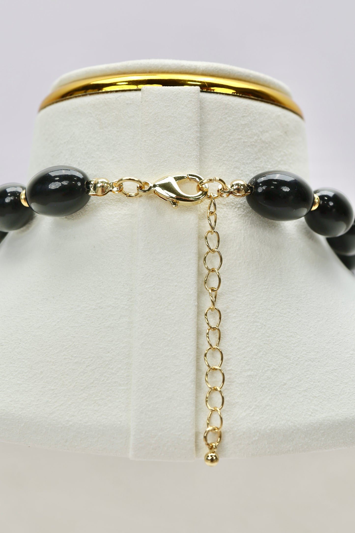 ROXIE NECKLACE