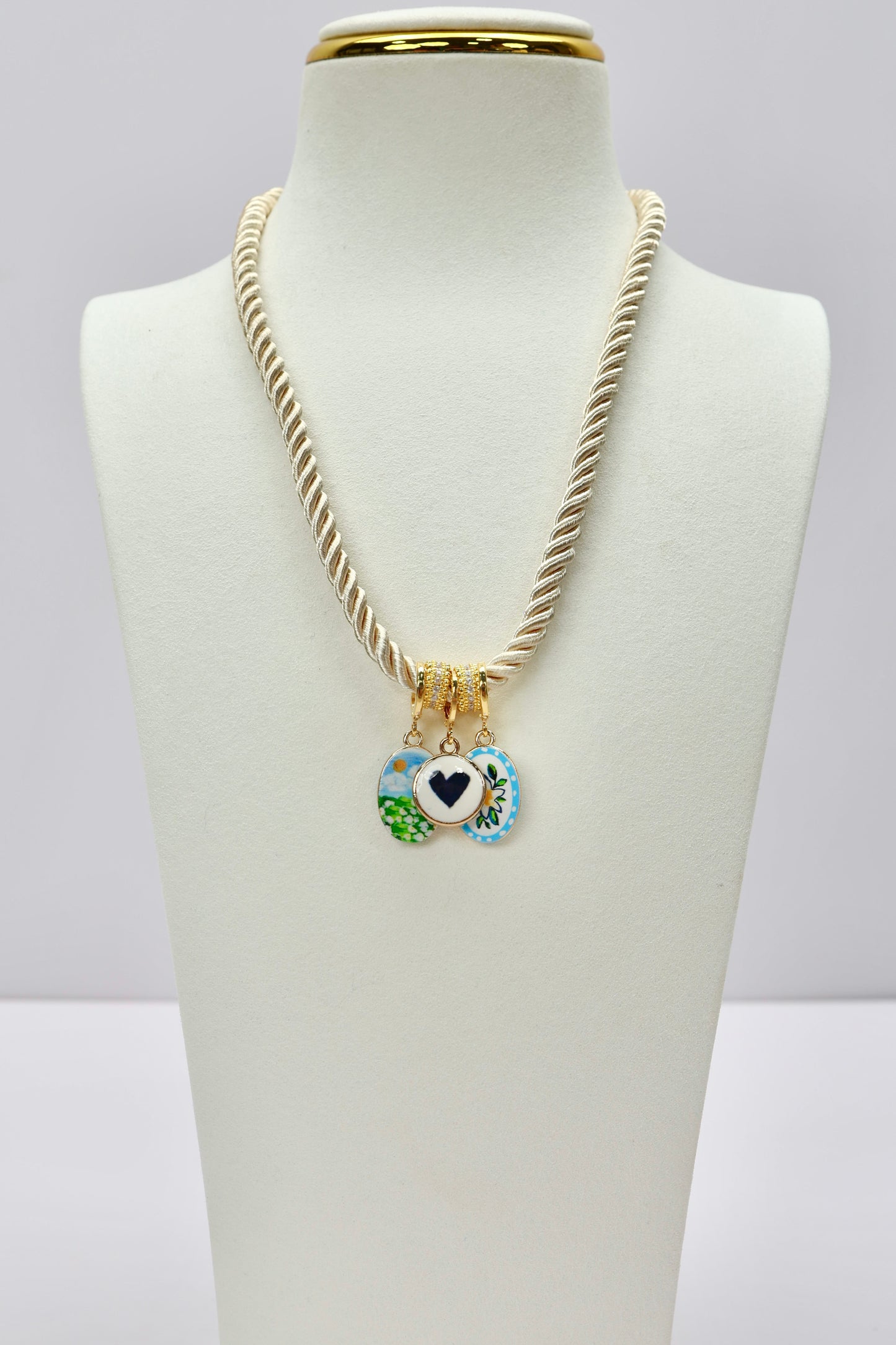 MELODY NECKLACE