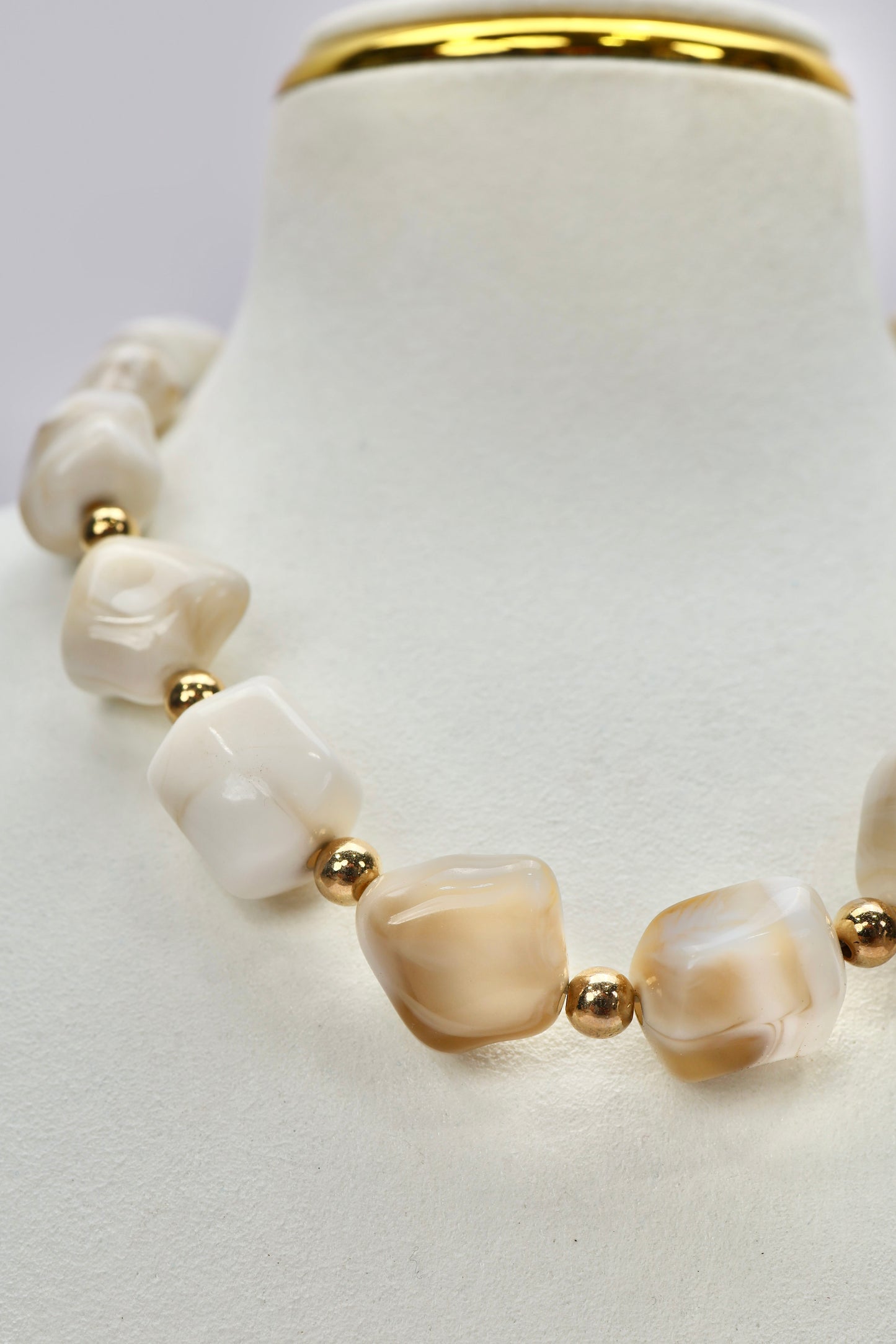 EVELYN NECKLACE