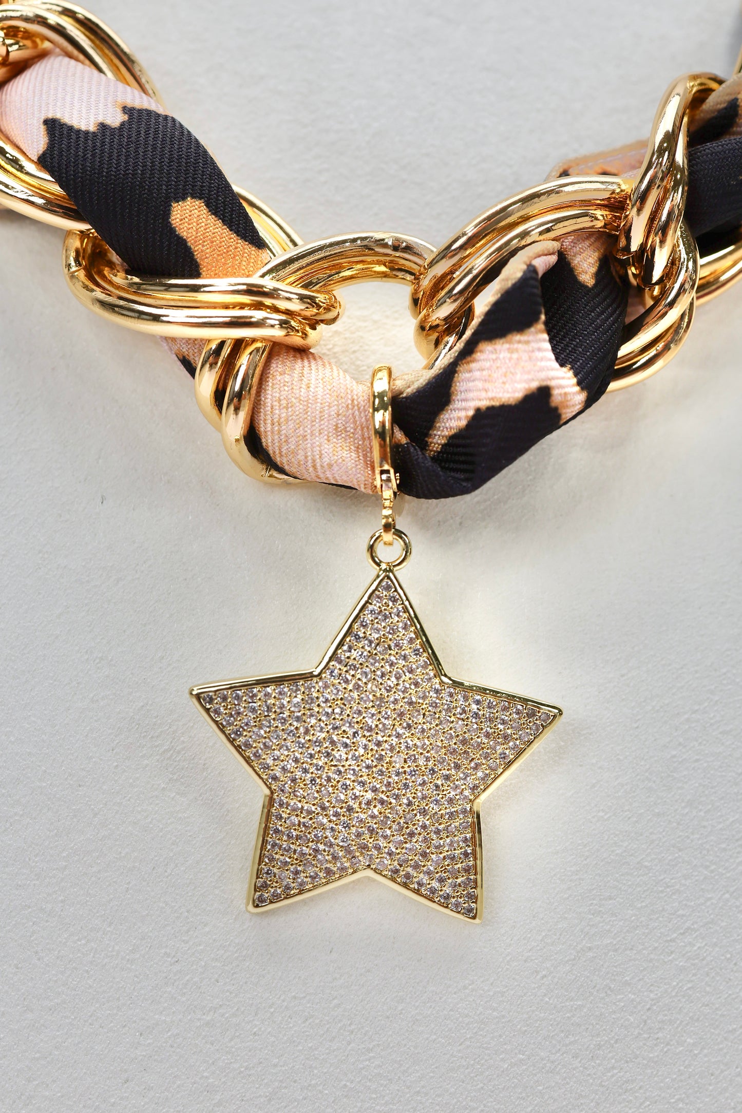 KAMRY SCARF NECKLACE