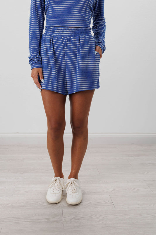 STRIPED BUTTON SHORTS