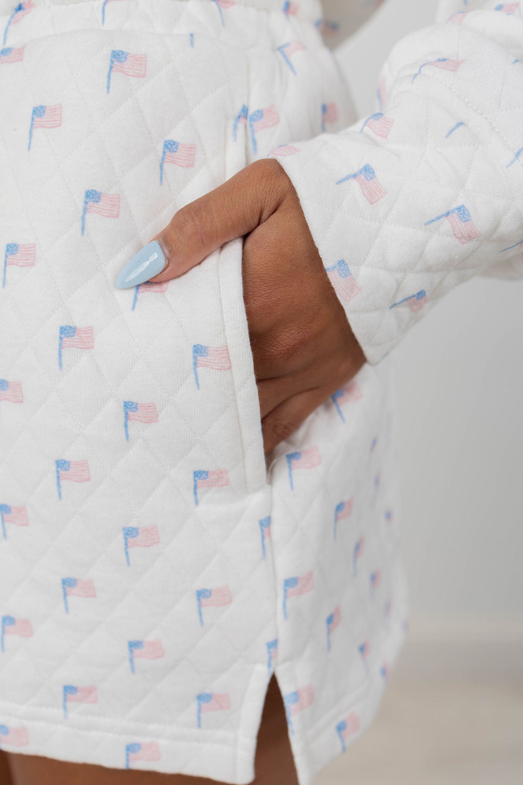 U.S. FLAG QUILTED SHORTS