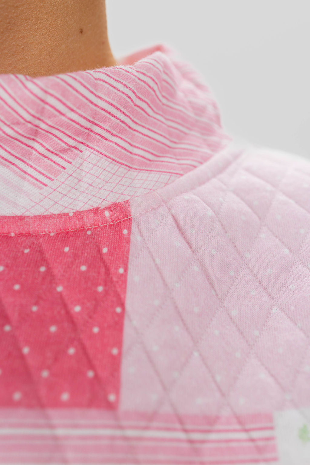QUILTED MOCKNECK