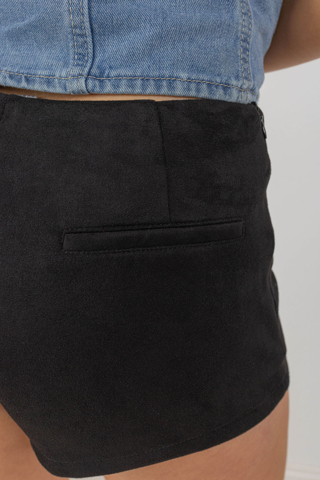 SOUTHERN CHARM SHORTS