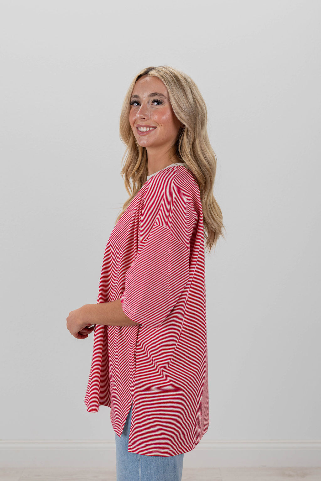 ON THE MOVE TOP