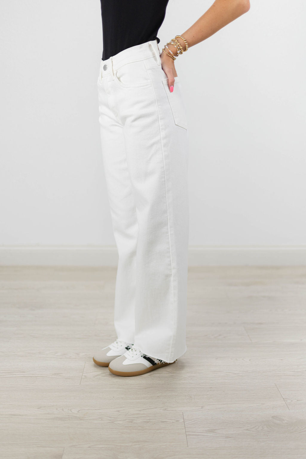 COVE JEANS