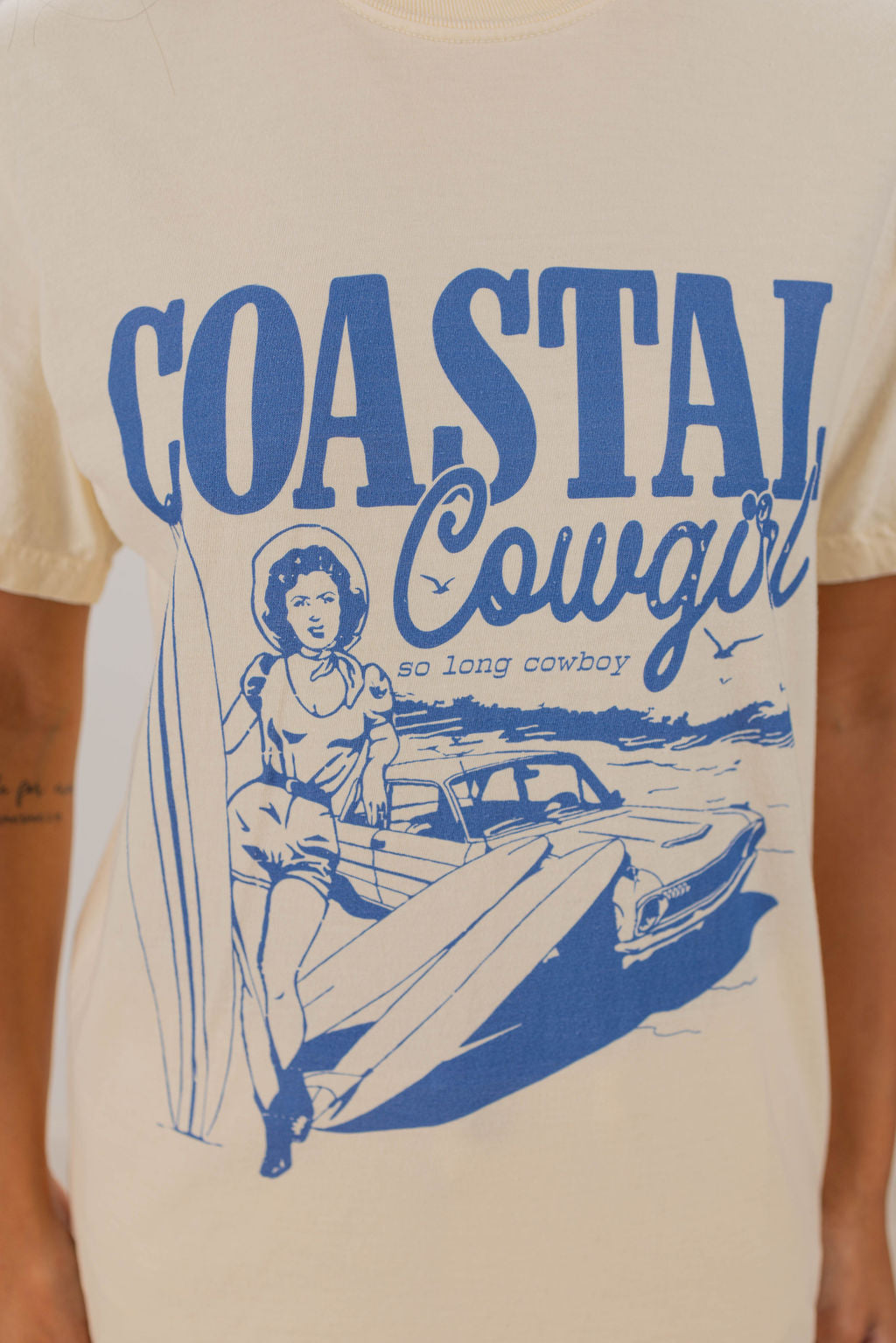 COASTAL COWGIRL TEE
