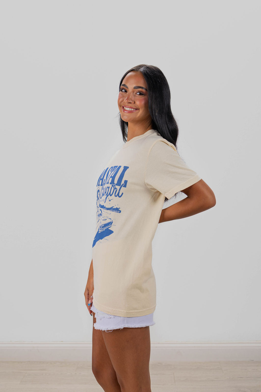COASTAL COWGIRL TEE