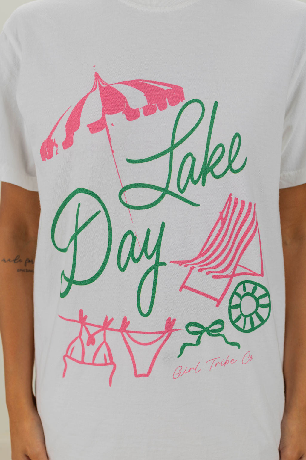 LAKE DAY TEE