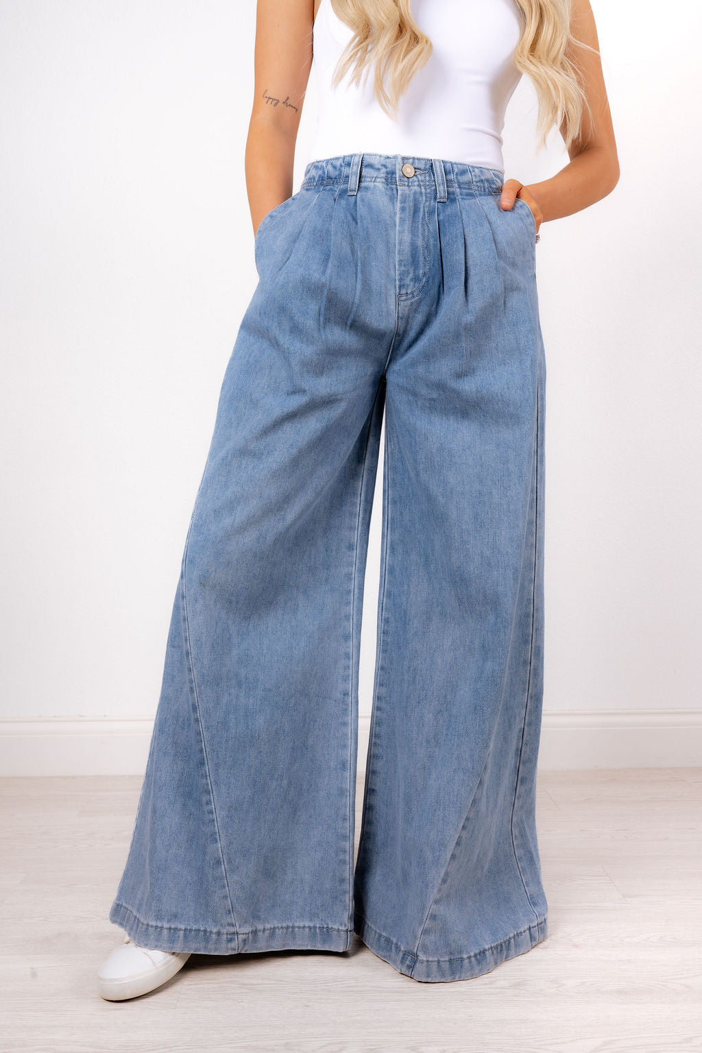 DAILY JEANS