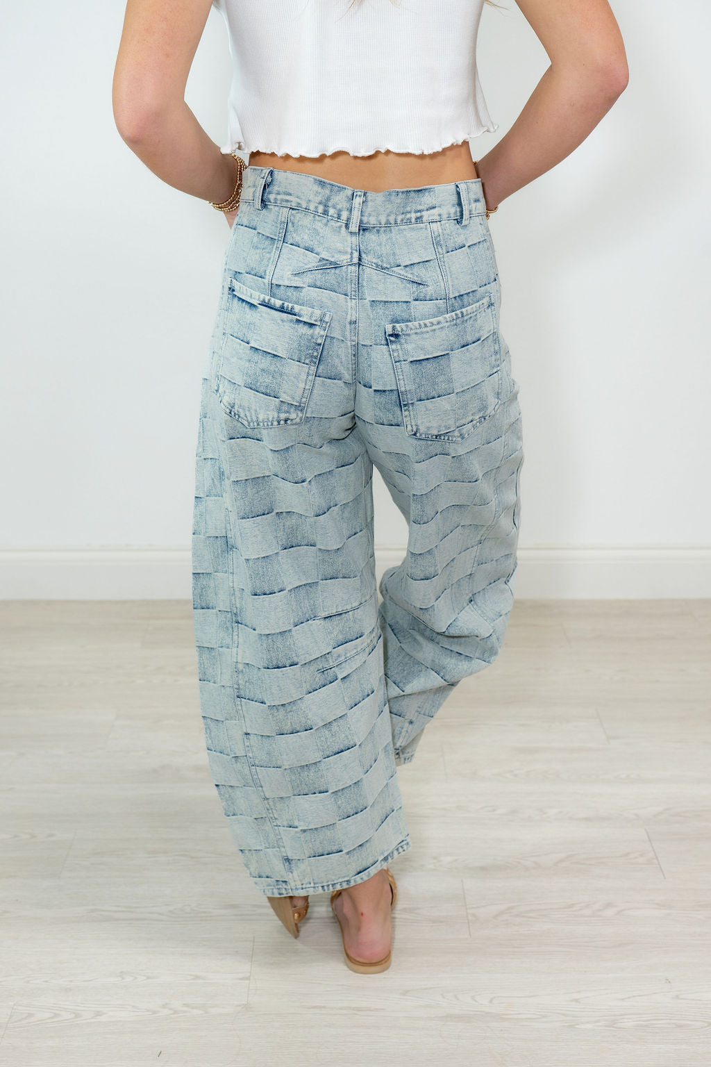 CHECK ME OUT JEANS*