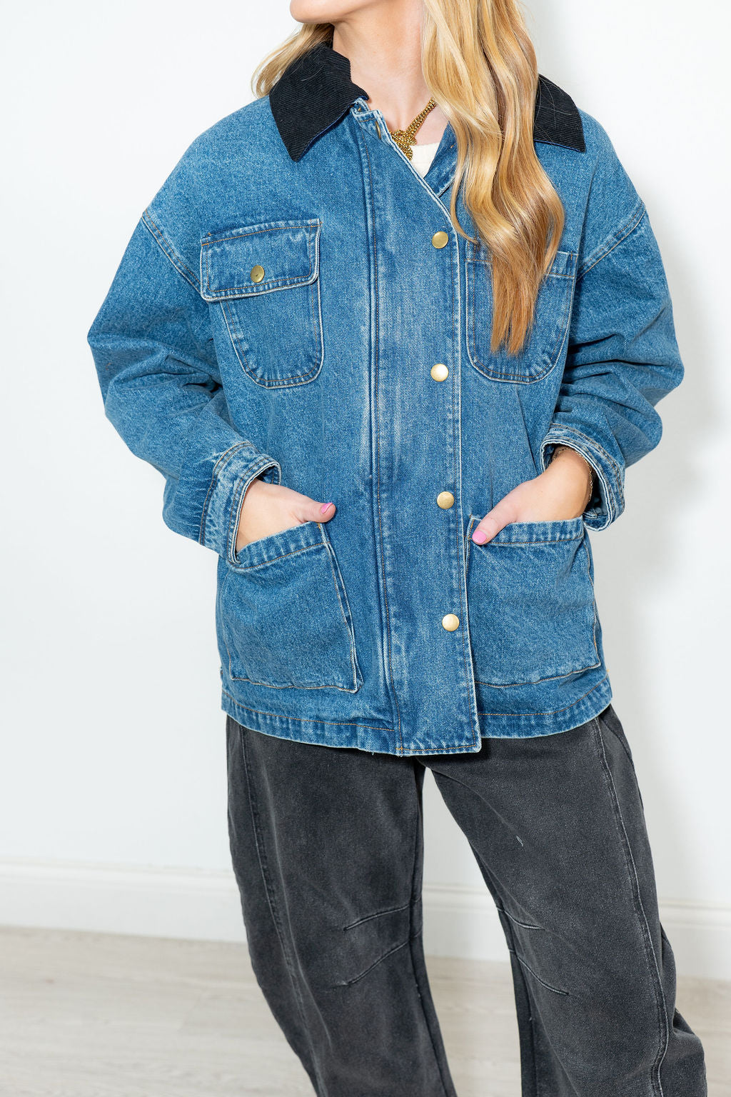 GIRL NEXT DOOR JACKET*