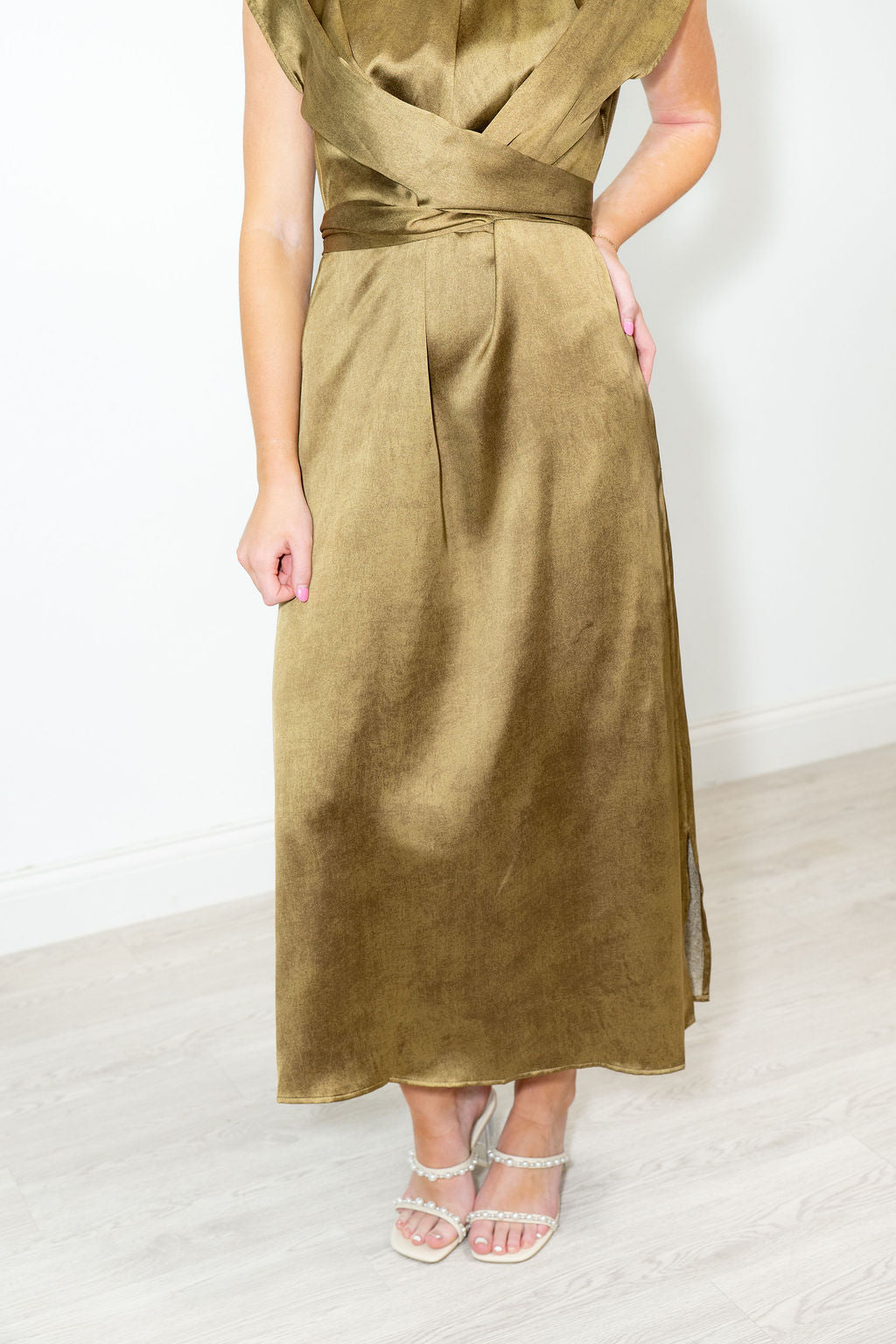 YOU'RE SO GOLDEN DRESS*