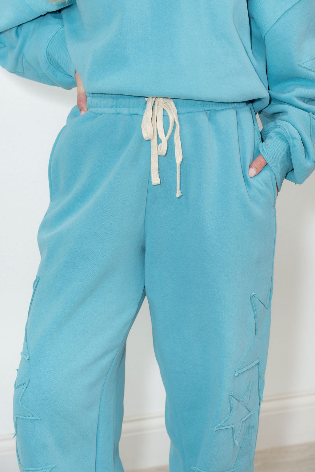 LINDSEY SET SWEATPANTS*