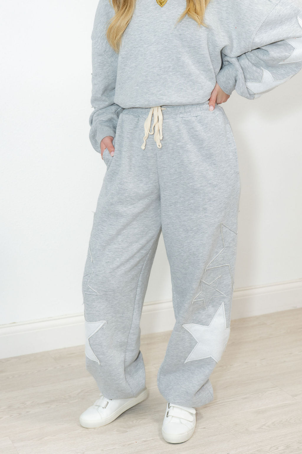 LINDSEY SET SWEATPANTS*
