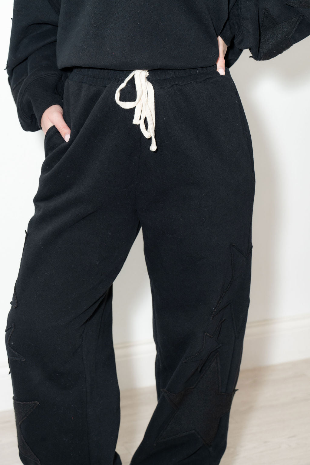 LINDSEY SET SWEATPANTS*