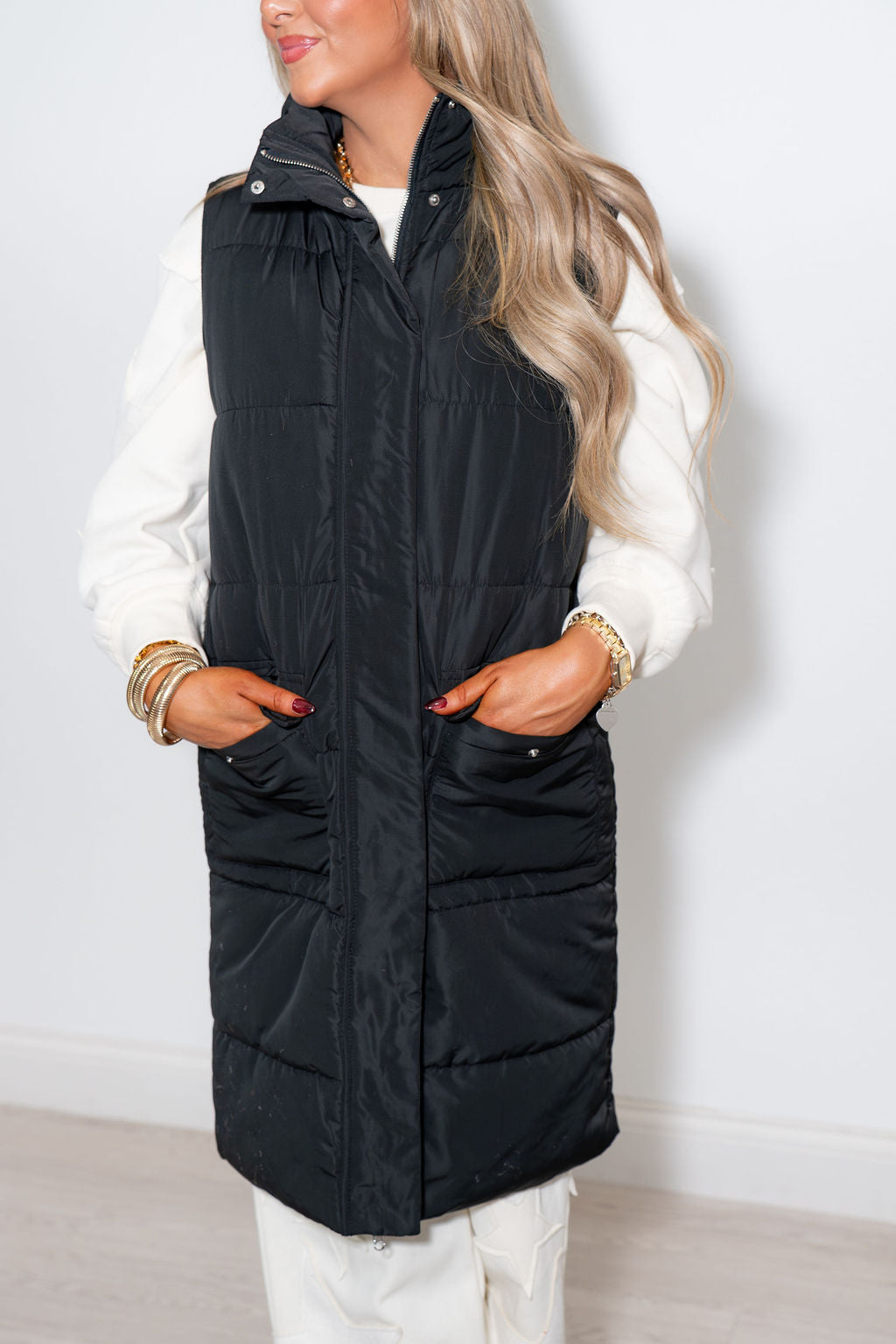 WARM & COZY VEST*