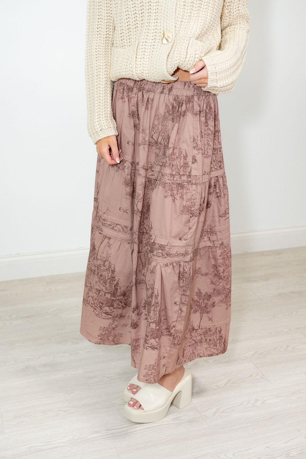 COFFEE SHOP SKIRT*