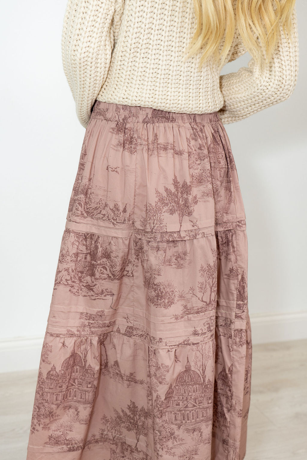 COFFEE SHOP SKIRT*
