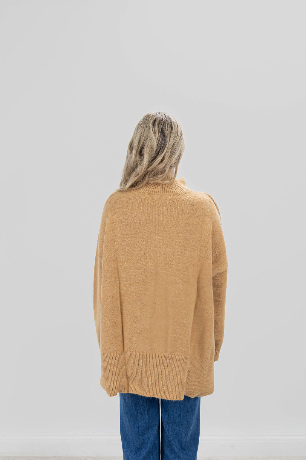 HELLAN SWEATER