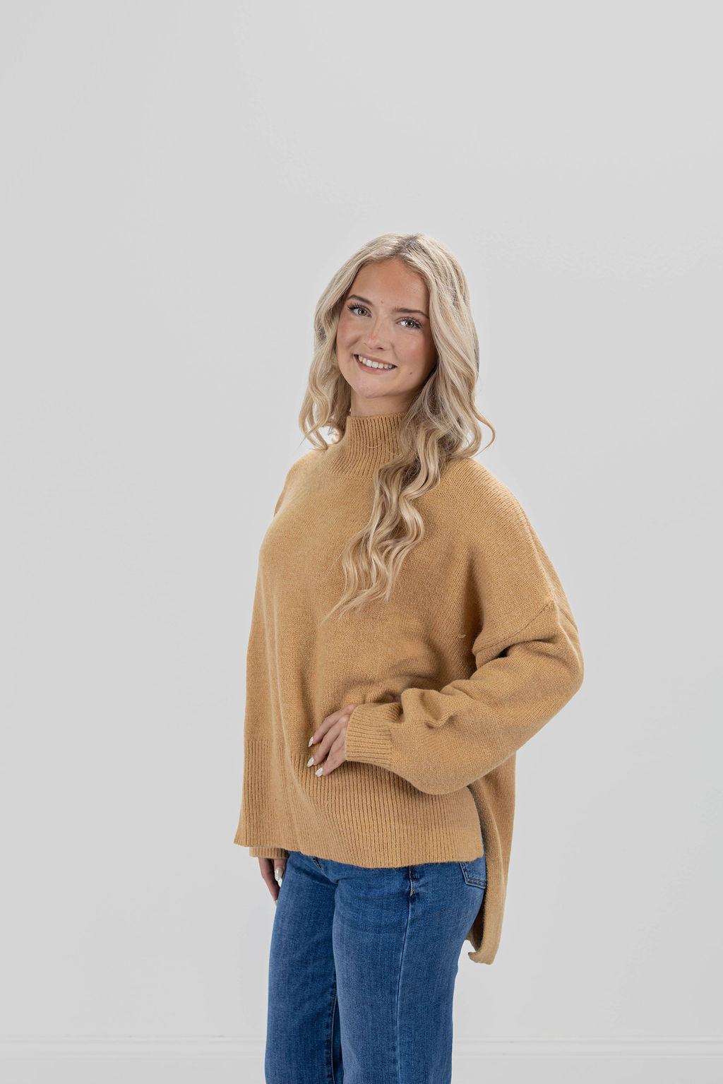 HELLAN SWEATER