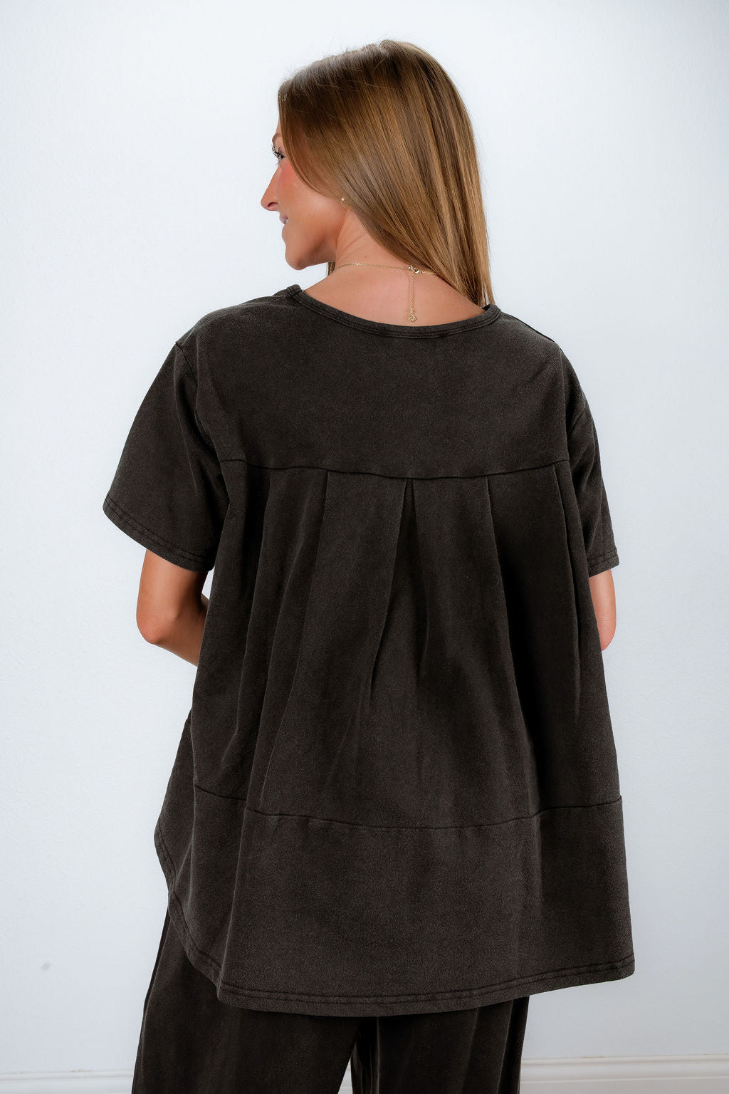 TIMELESS SET TOP