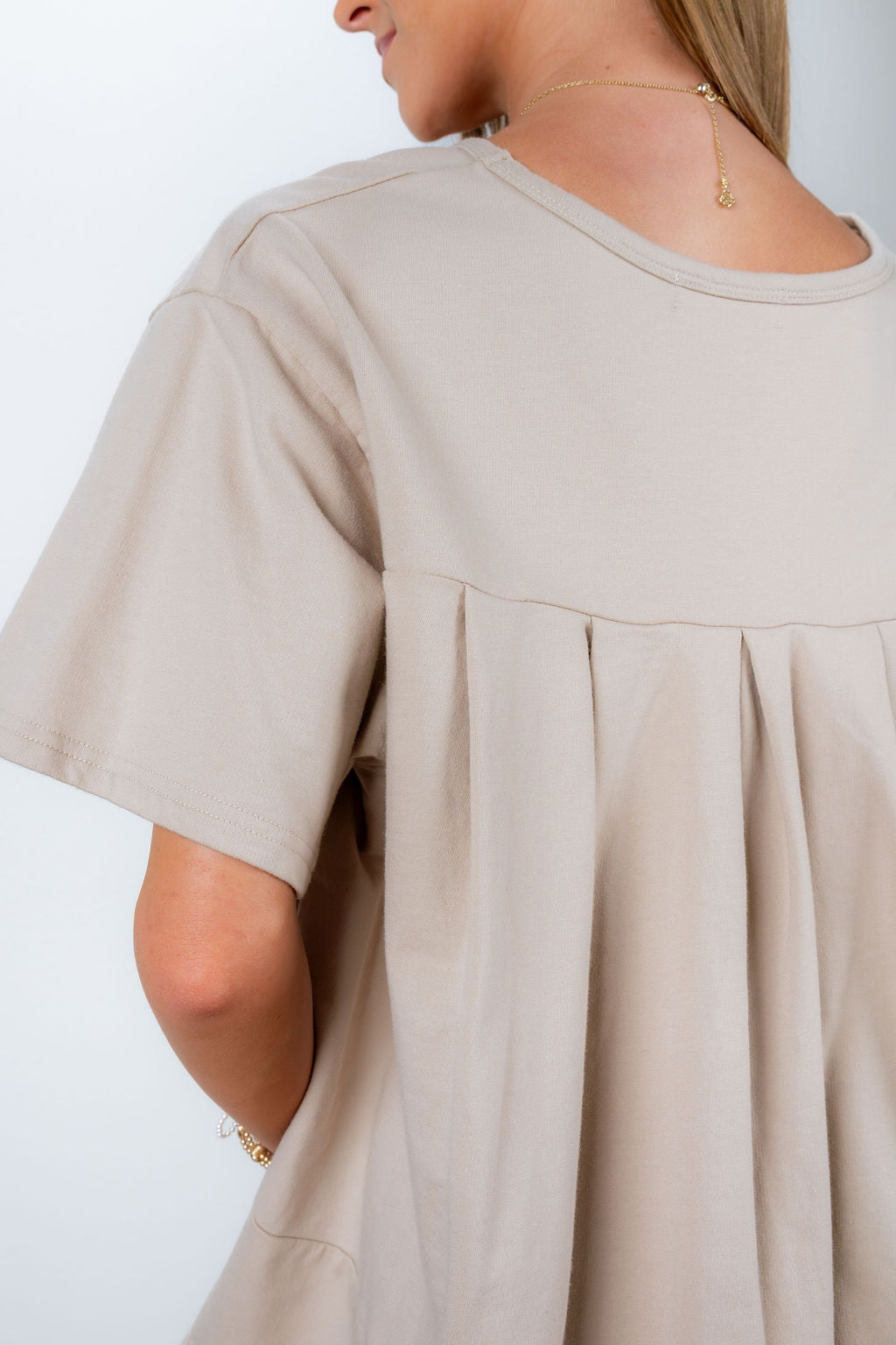TIMELESS SET TOP