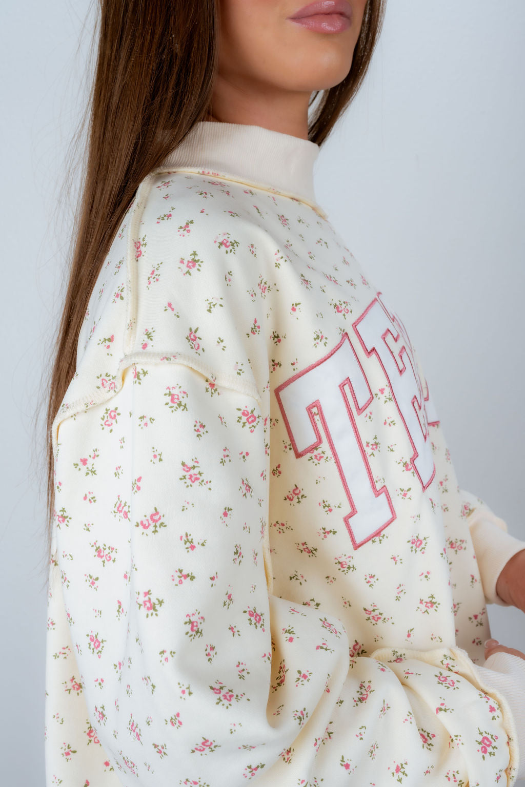 TEXAS FLORAL MOCKNECK