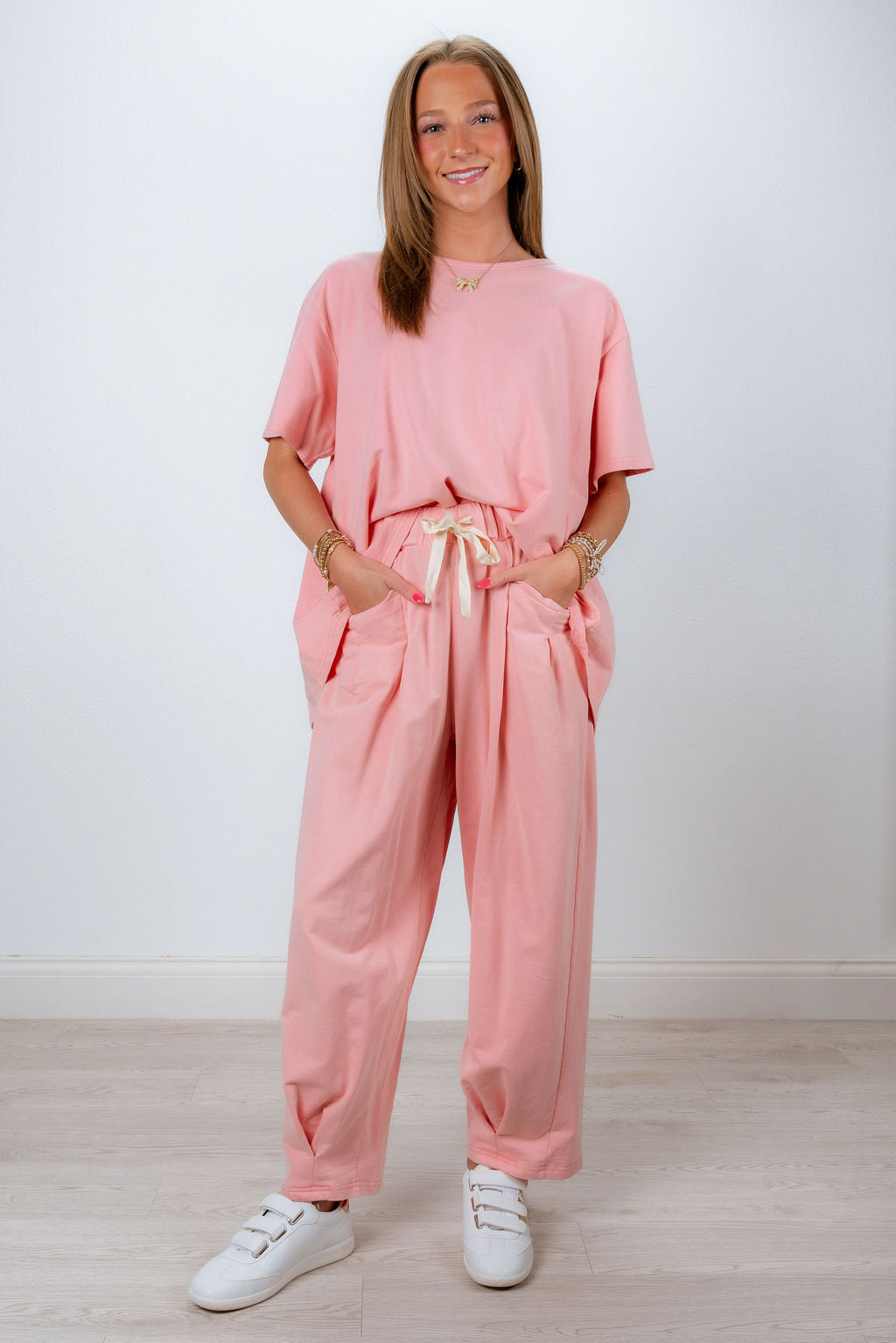 TIMELESS SET TOP