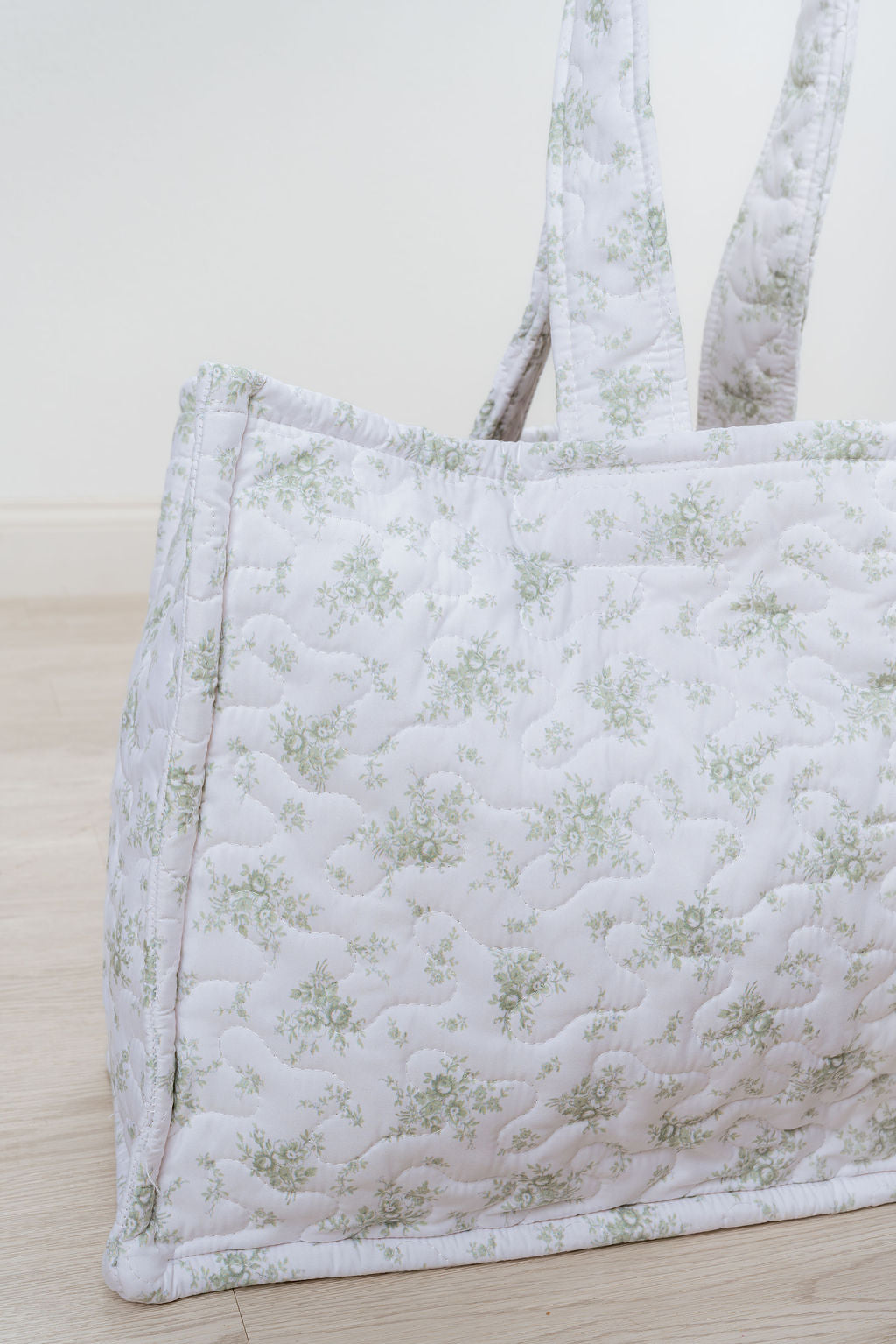 ON THE GO TOTE BAG
