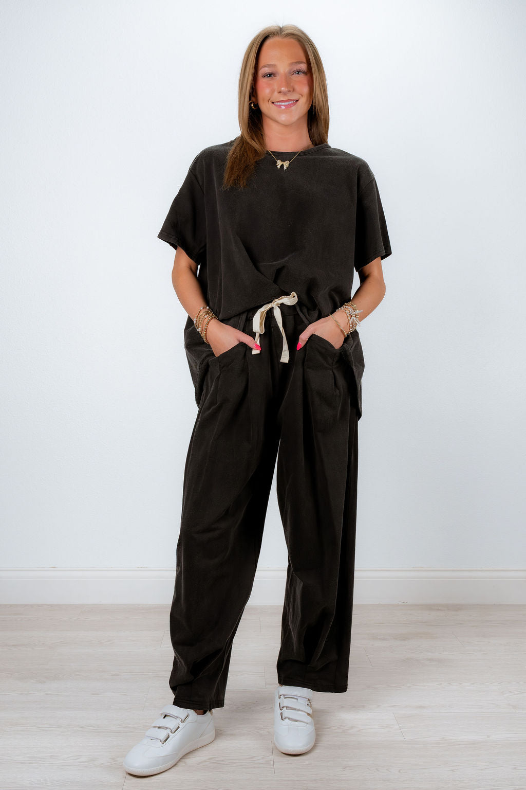 TIMELESS SET TOP