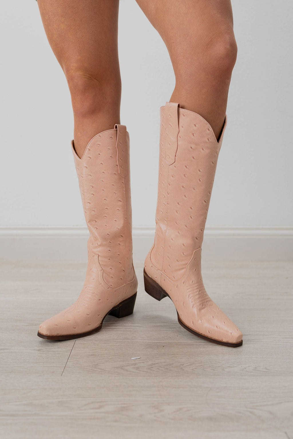 MB TRISHA BOOT