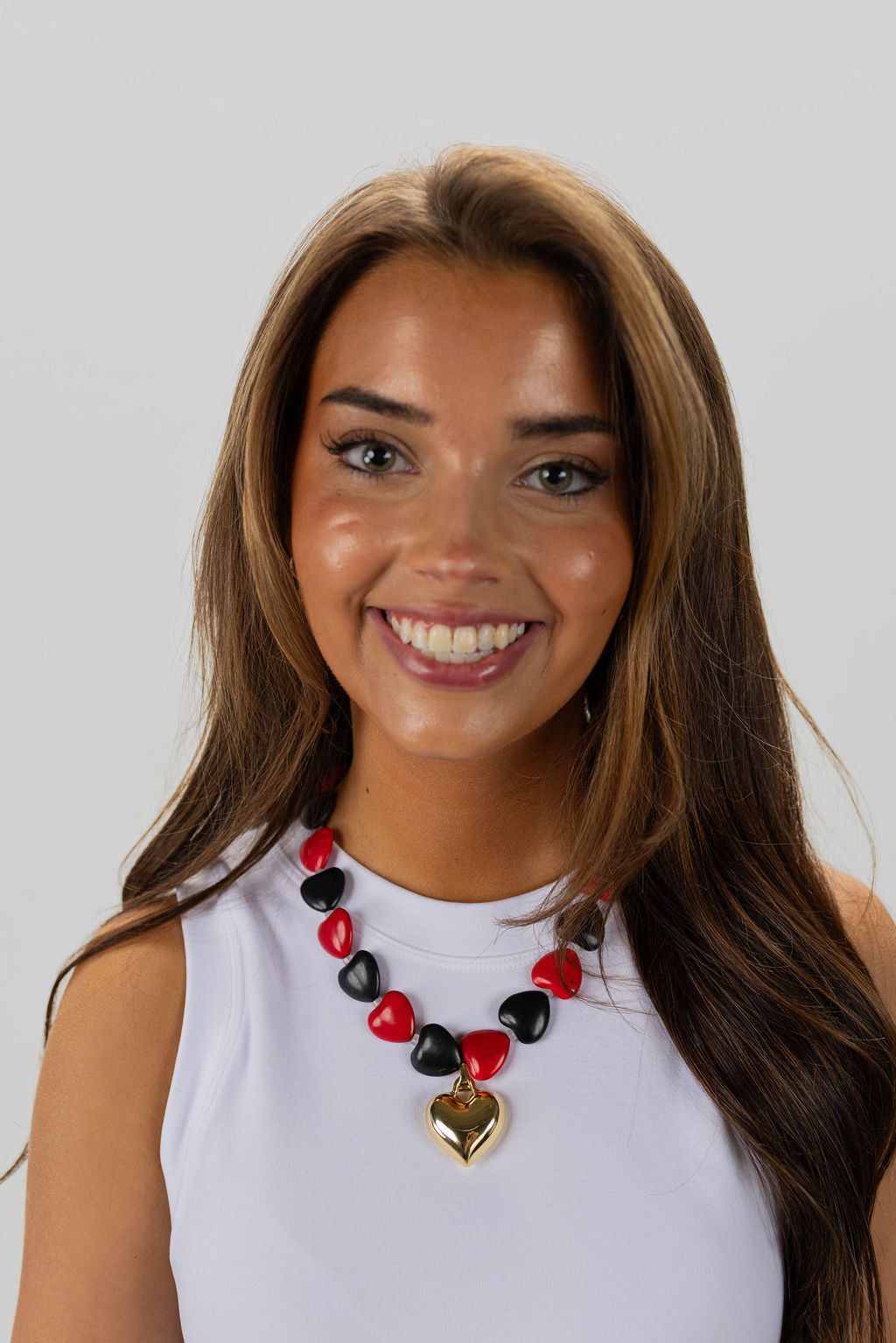 FULL OF LOVE NECKLACE