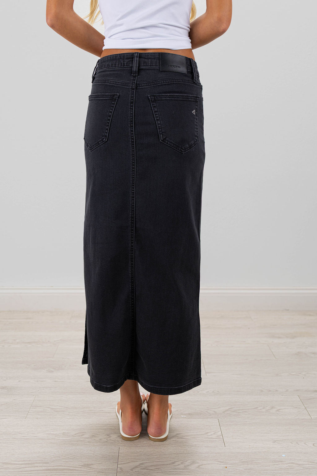ALL IN SKIRT