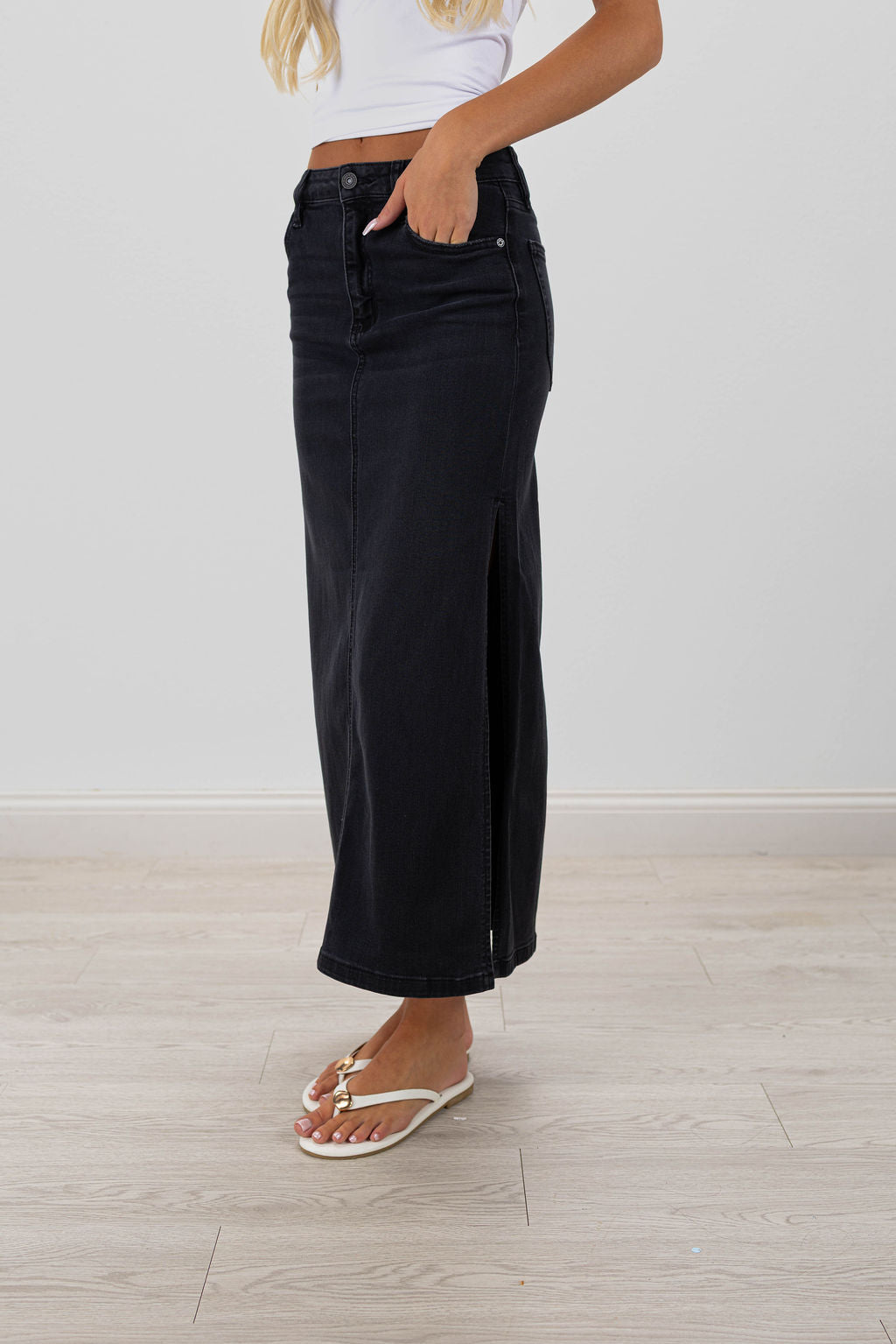 ALL IN SKIRT