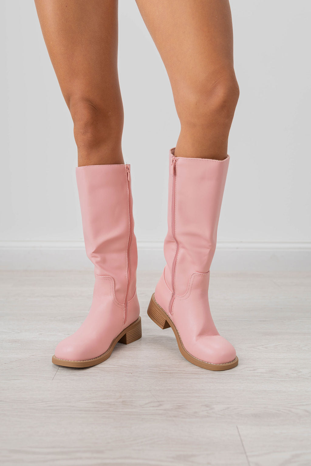 CI BANANA BOOTS