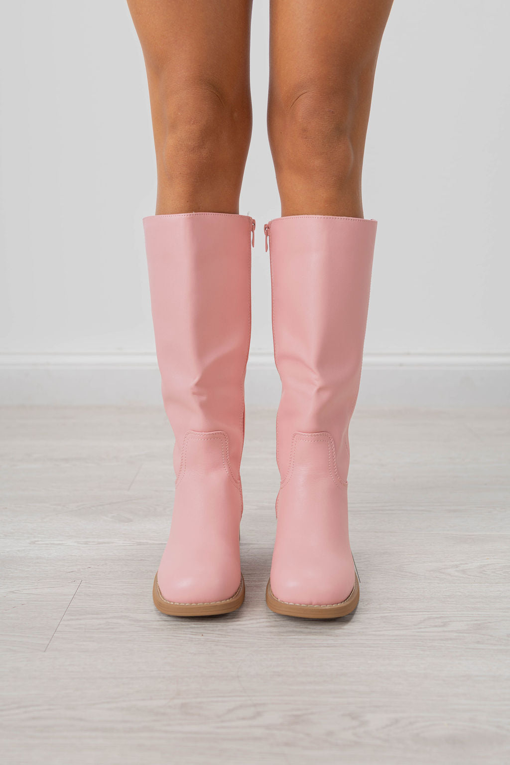 CI BANANA BOOTS