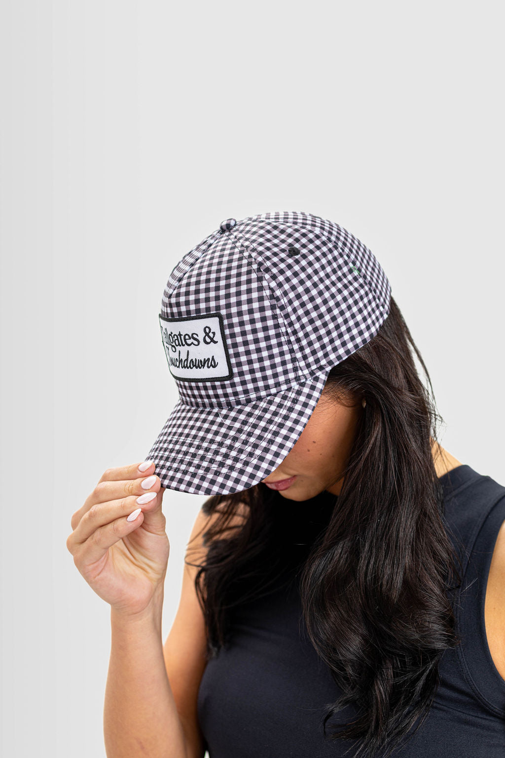 TAILGATES & TOUCHDOWNS HAT