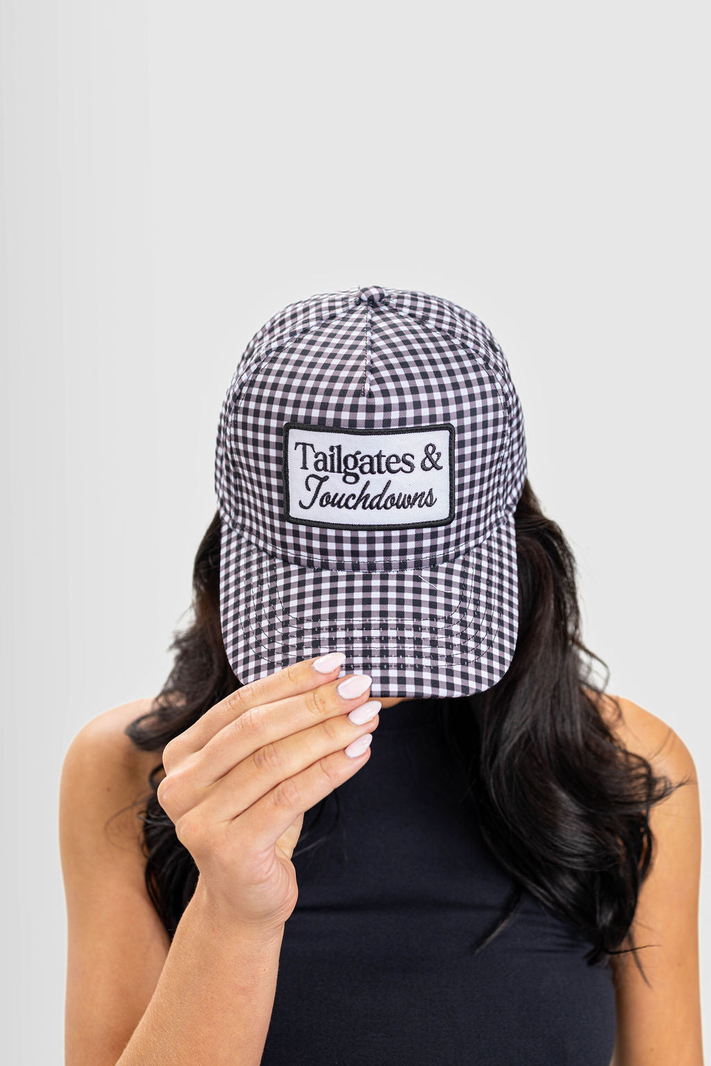 TAILGATES & TOUCHDOWNS HAT