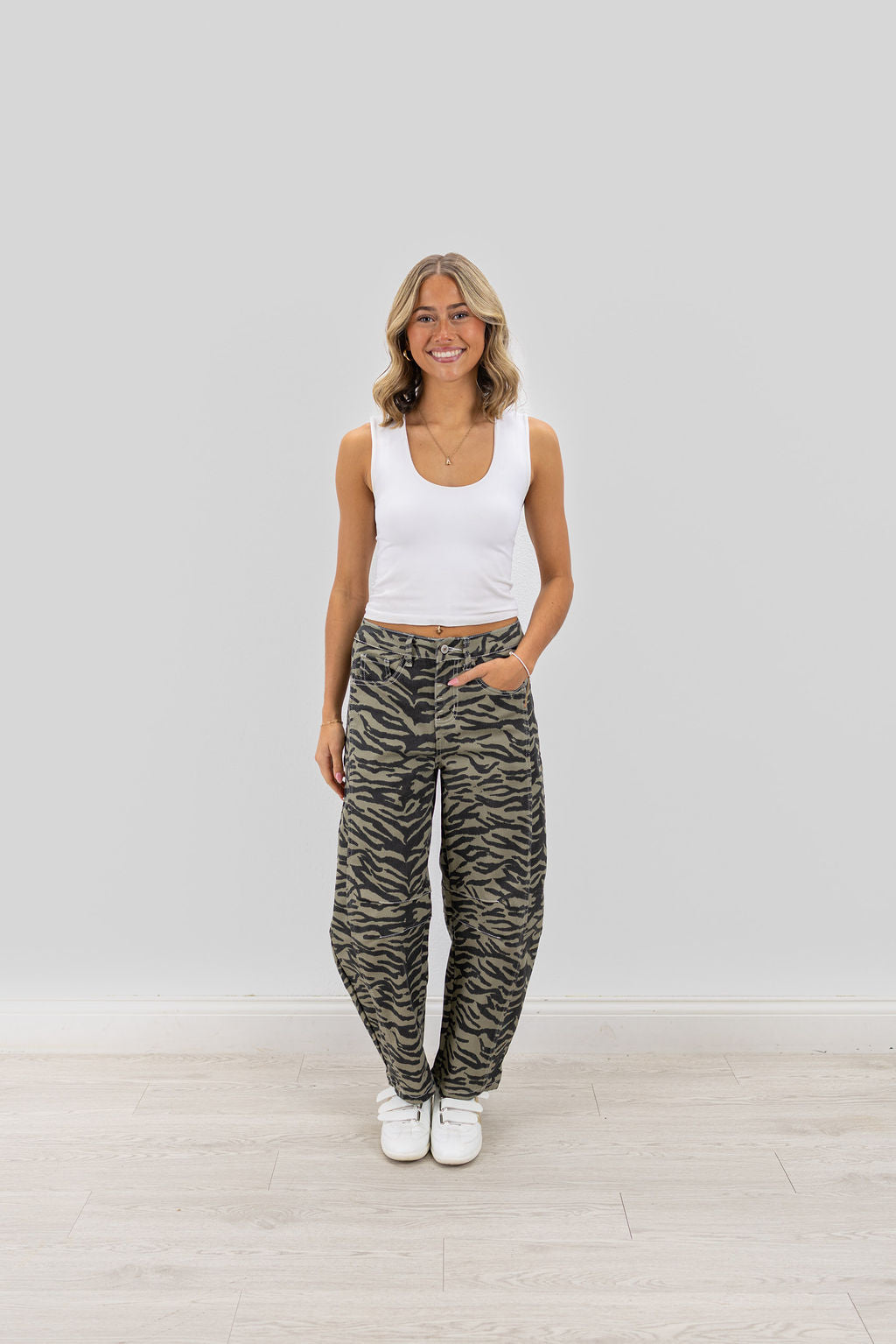 PRISCILLA JEANS
