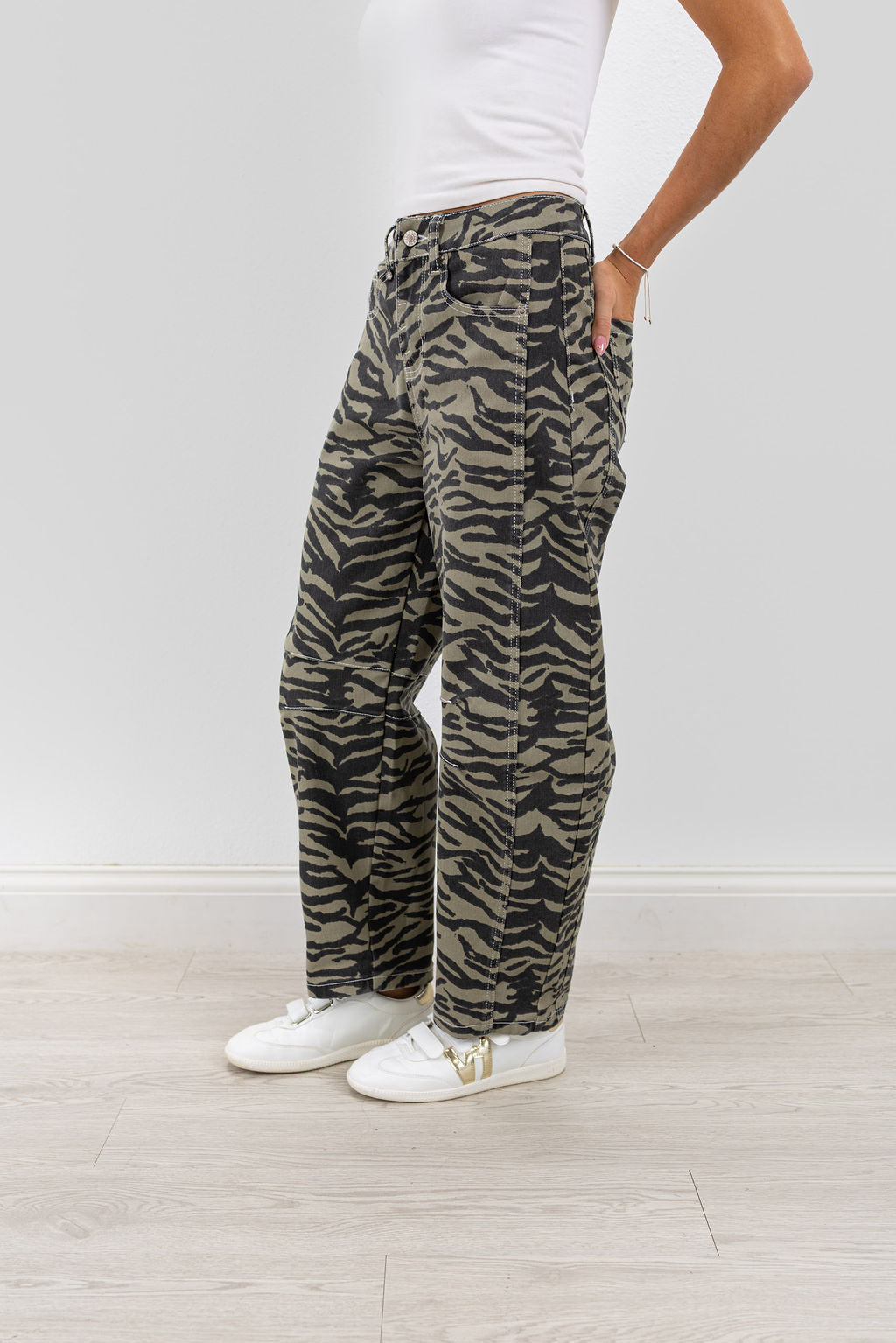 PRISCILLA JEANS